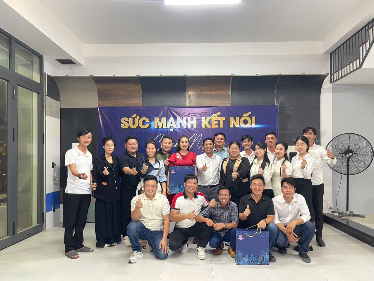 HỘI XÚC TIẾN THƯƠNG MẠI KHÁNH HÒA CÙNG AN NGỌC ĐIỀN THAM QUAN NAM KHÁNH HÒA