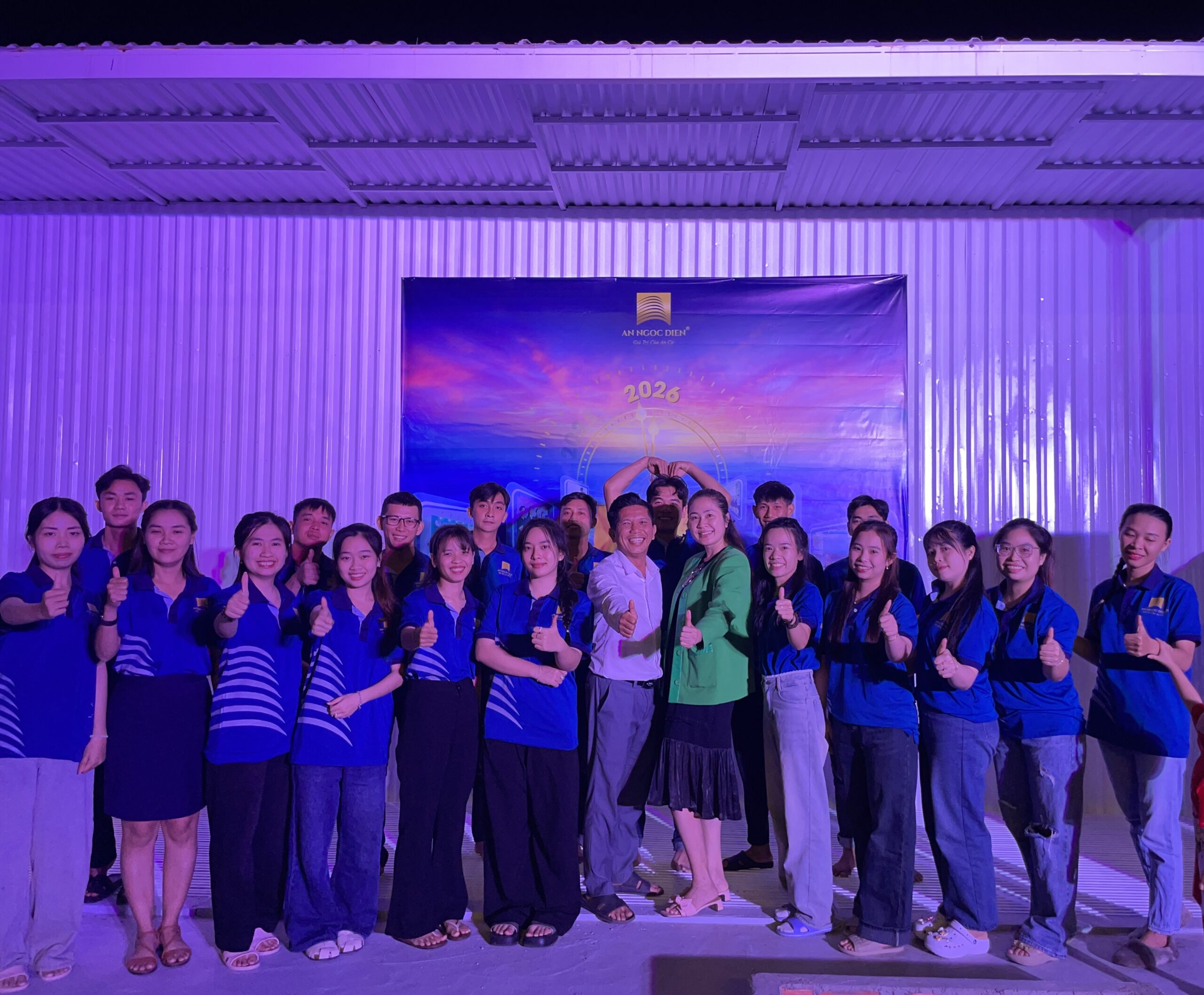 buổi họp mặt cuối năm 2025