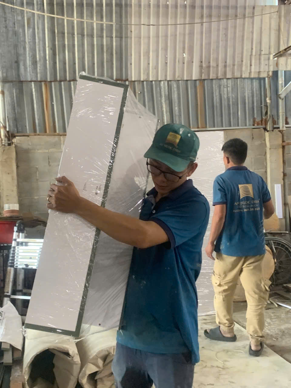 Vận chuyển nội thất Khánh Hòa 